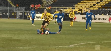 1613232853357026041.gif dortmund 5.gif